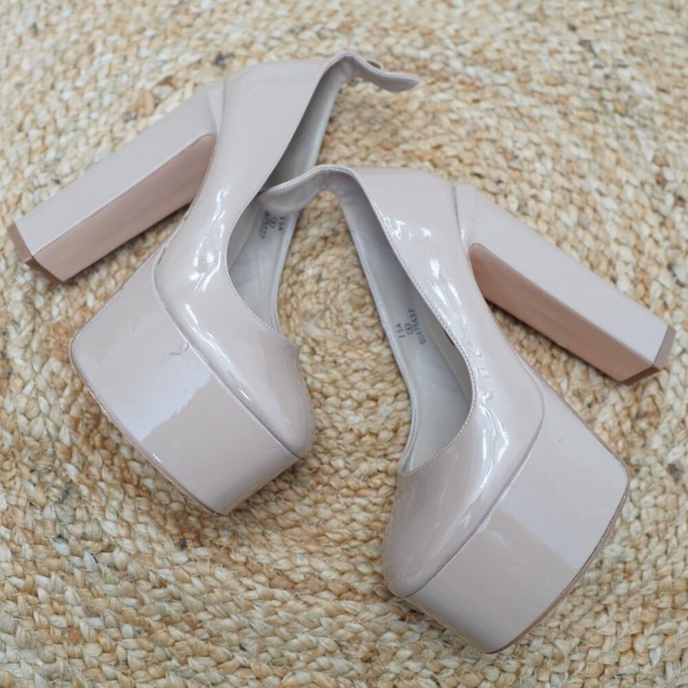 So Me Nude Block Heel Pumps Size 8
